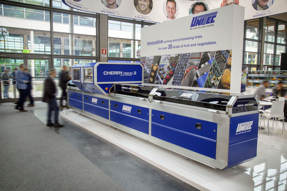 Unitec Cherry Vision 2: sorting machine for cherries